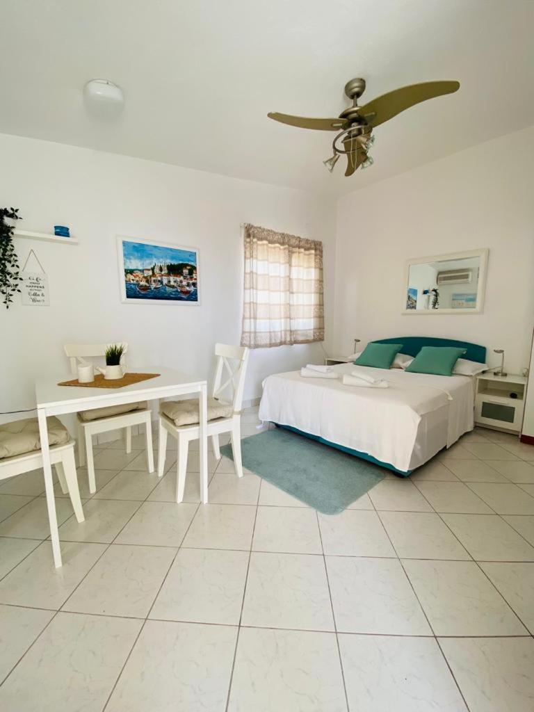Apartments Milicevic Rogoznica  Εξωτερικό φωτογραφία