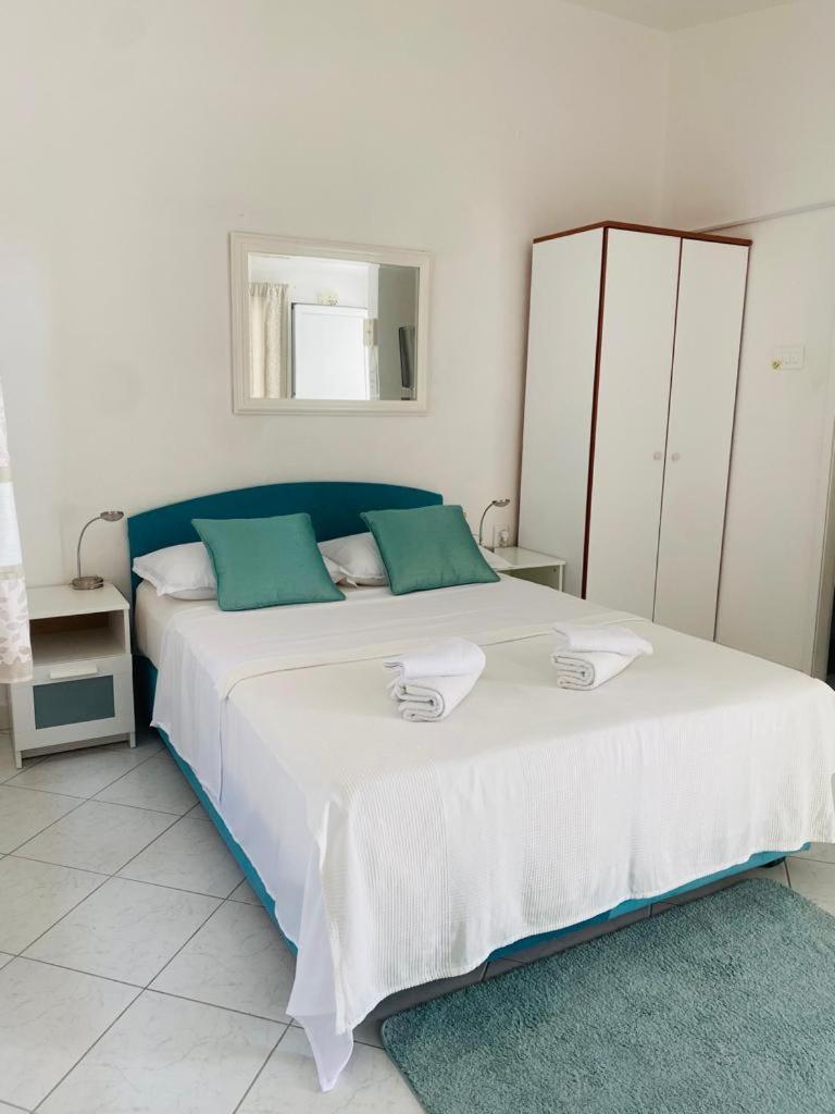 Apartments Milicevic Rogoznica  Εξωτερικό φωτογραφία
